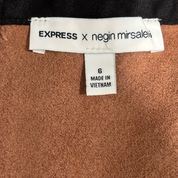 Express x Negin Mirsalehi Faux Leather Skirt - Brown/Black Snake Print Size 6 - Picture 9 of 10